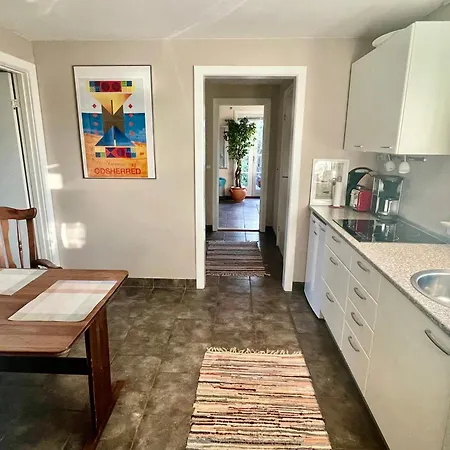 Bed & Kitchen Rorvig