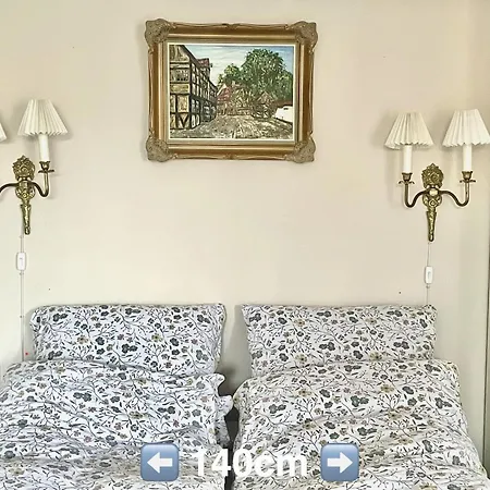 Bed&kitchen *