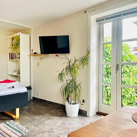 Bed & Kitchen Ξενοδοχείο με διαμερίσματα *